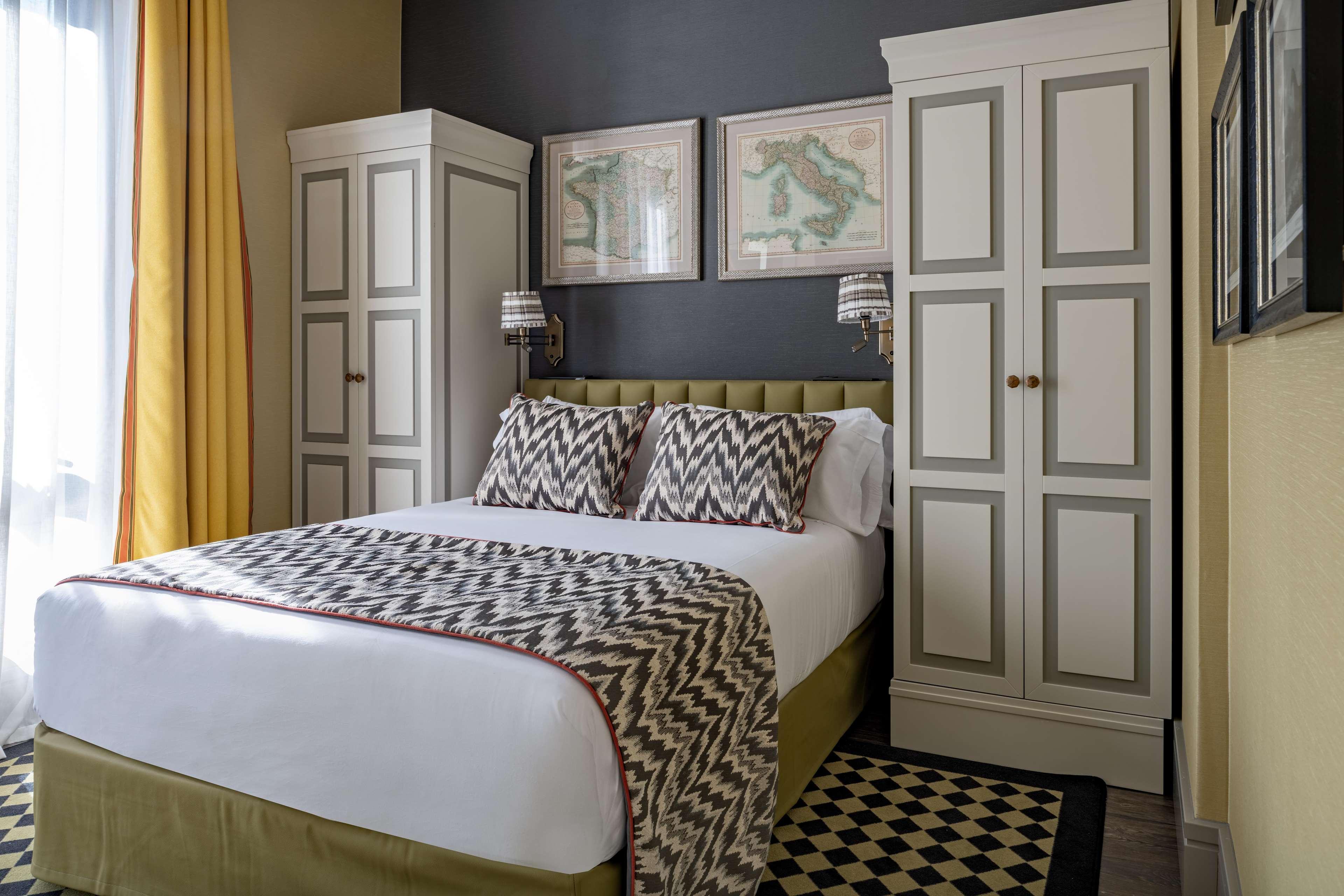 Hotel Nh Collection Colon Valenza Esterno foto