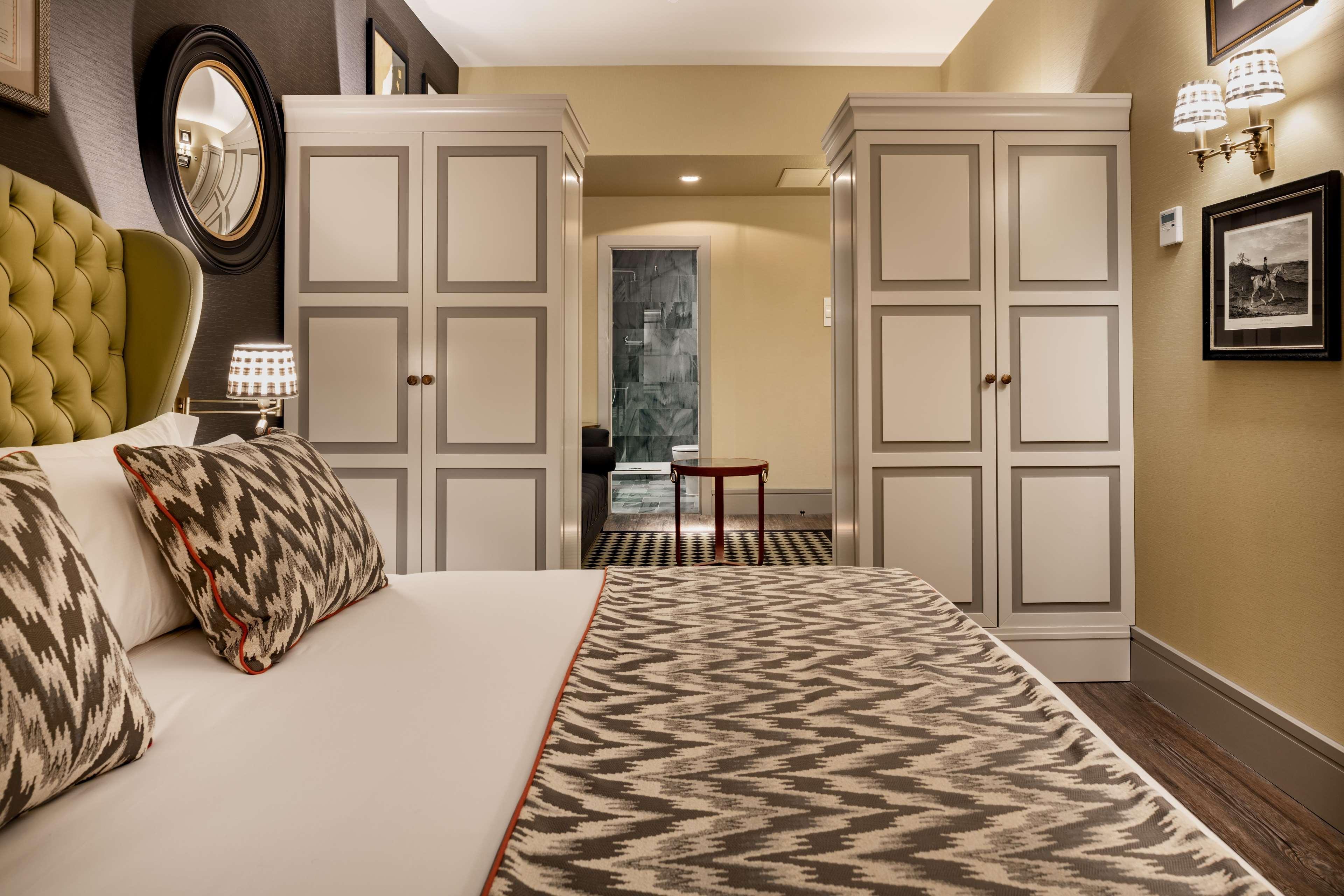 Hotel Nh Collection Colon Valenza Esterno foto