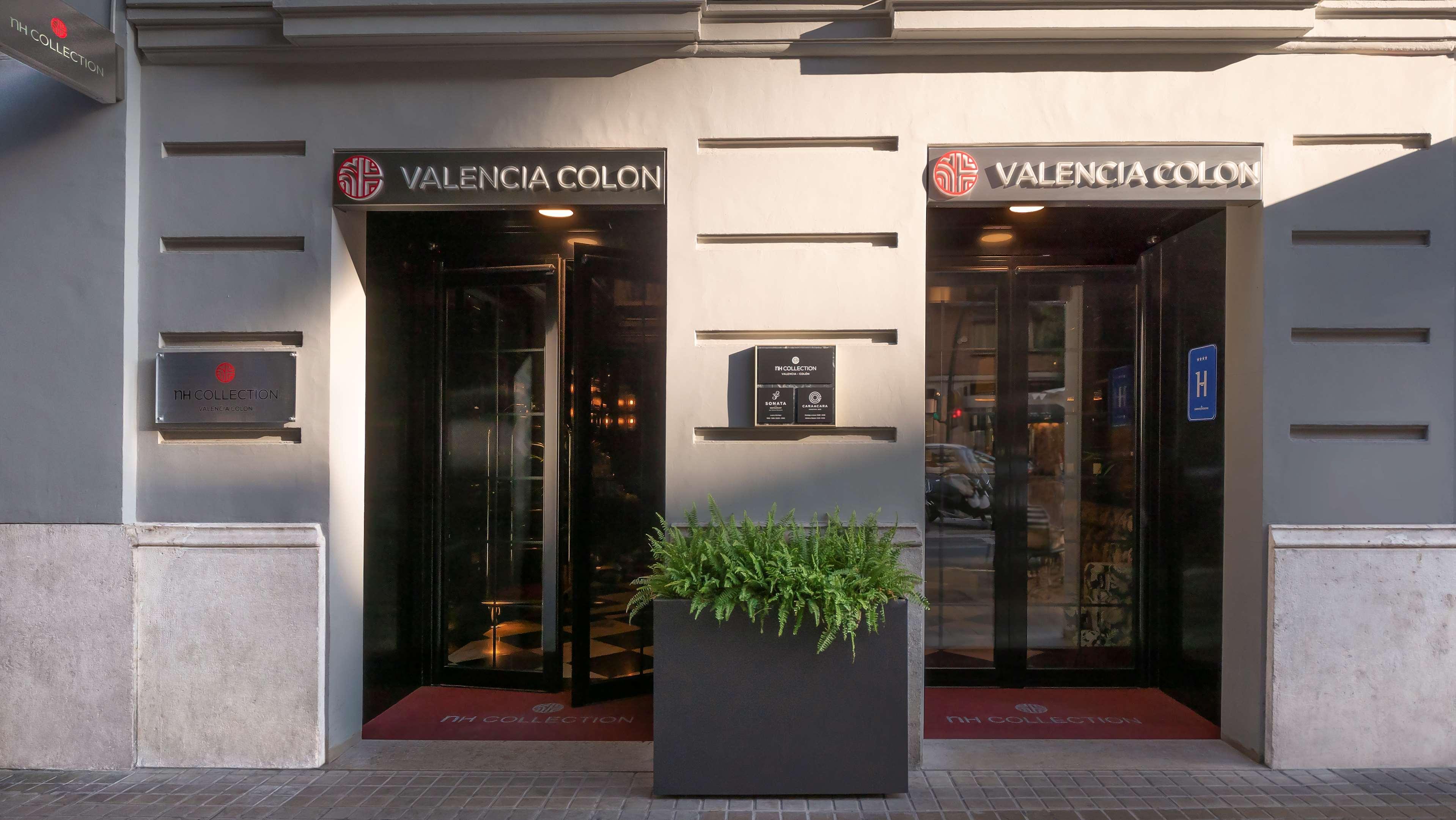 Hotel Nh Collection Colon Valenza Esterno foto