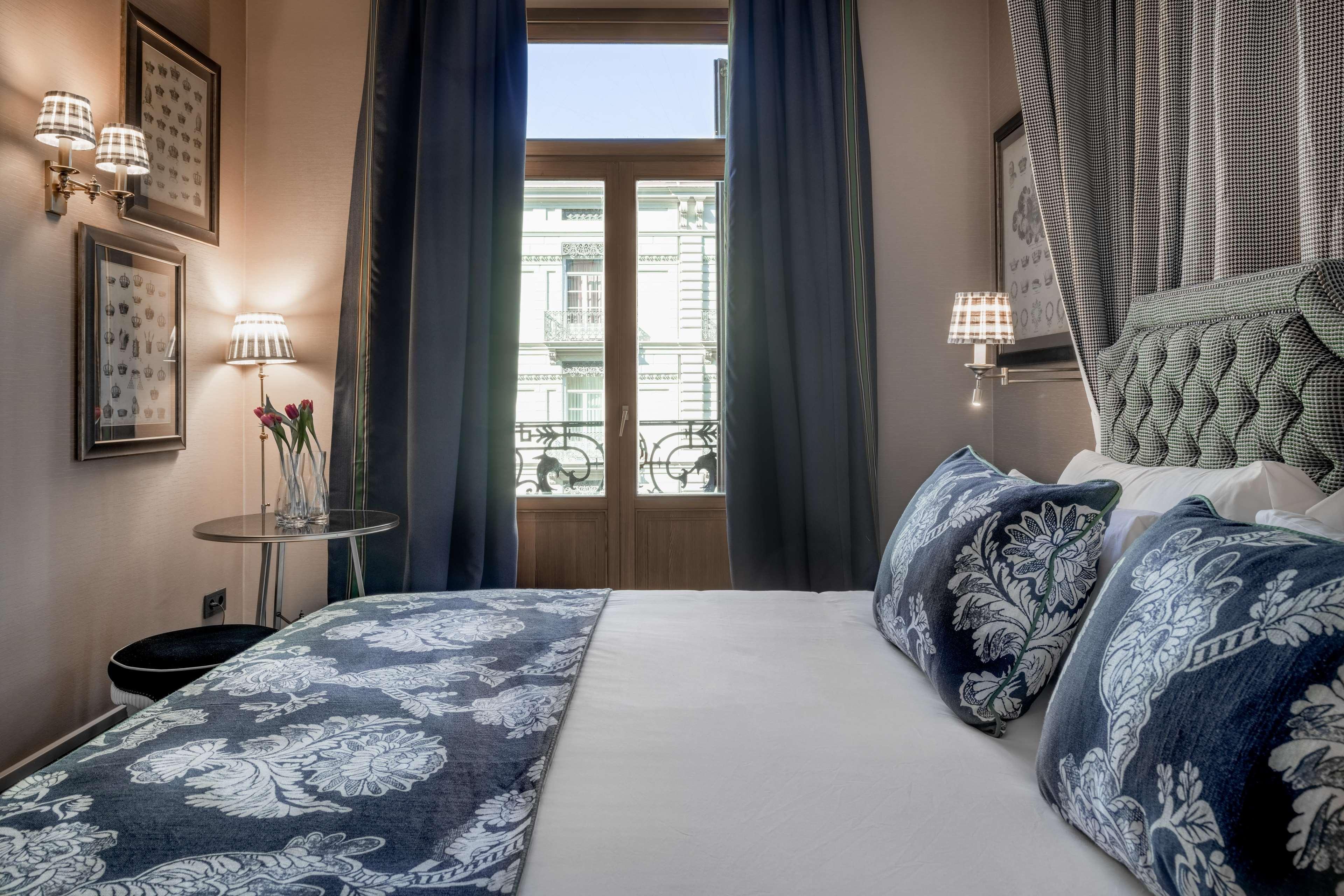 Hotel Nh Collection Colon Valenza Esterno foto