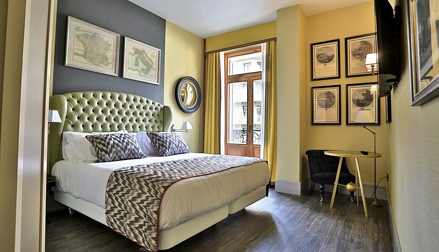 Hotel Nh Collection Colon Valenza Esterno foto